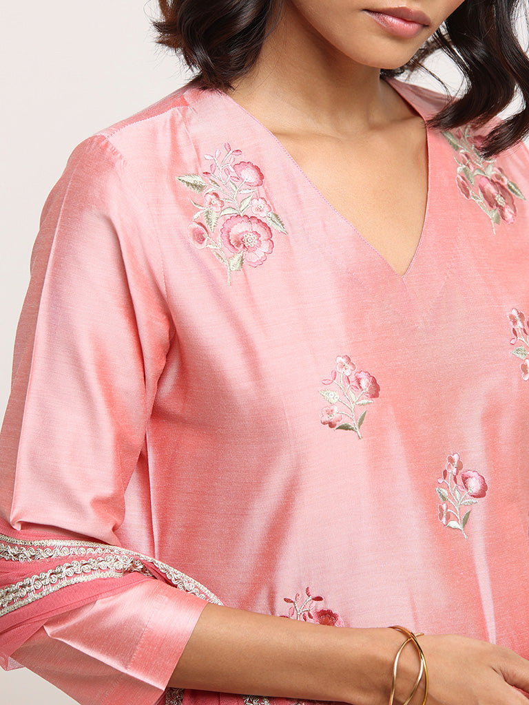 Online Fashion & Lifestyle Shopping for Women, Men & Kids in India - Tata  CLiQ | Floral maxi dress, Maxi dress, Fashion